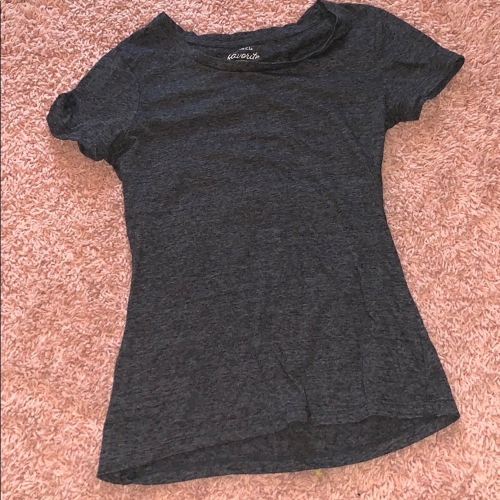 Short sleeve crew neck t shirt